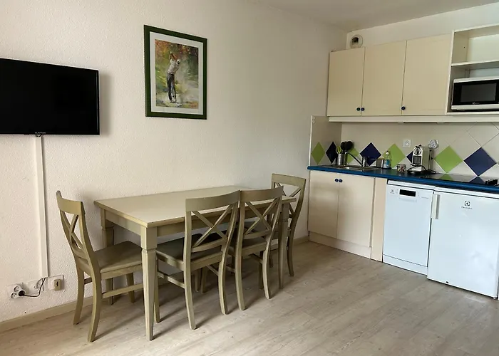 Vue Piscine - Clim Apartment